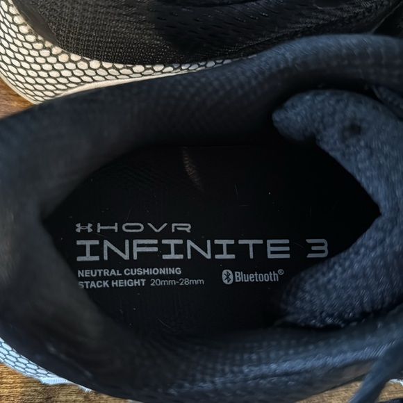 Women’s Under Armour HOVR Infinite 3 Running Shoes - Picture 2 of 7